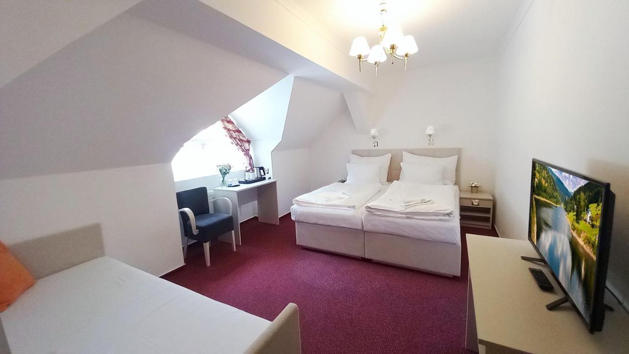 Hotel Hradec Spindleruv Mlyn Exterior photo